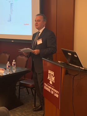 _ Lunchtime Keynote Speaker Gerry Borghesi with Exxon Mobil addresses 2019 Energy Law Symposium attendees-1
